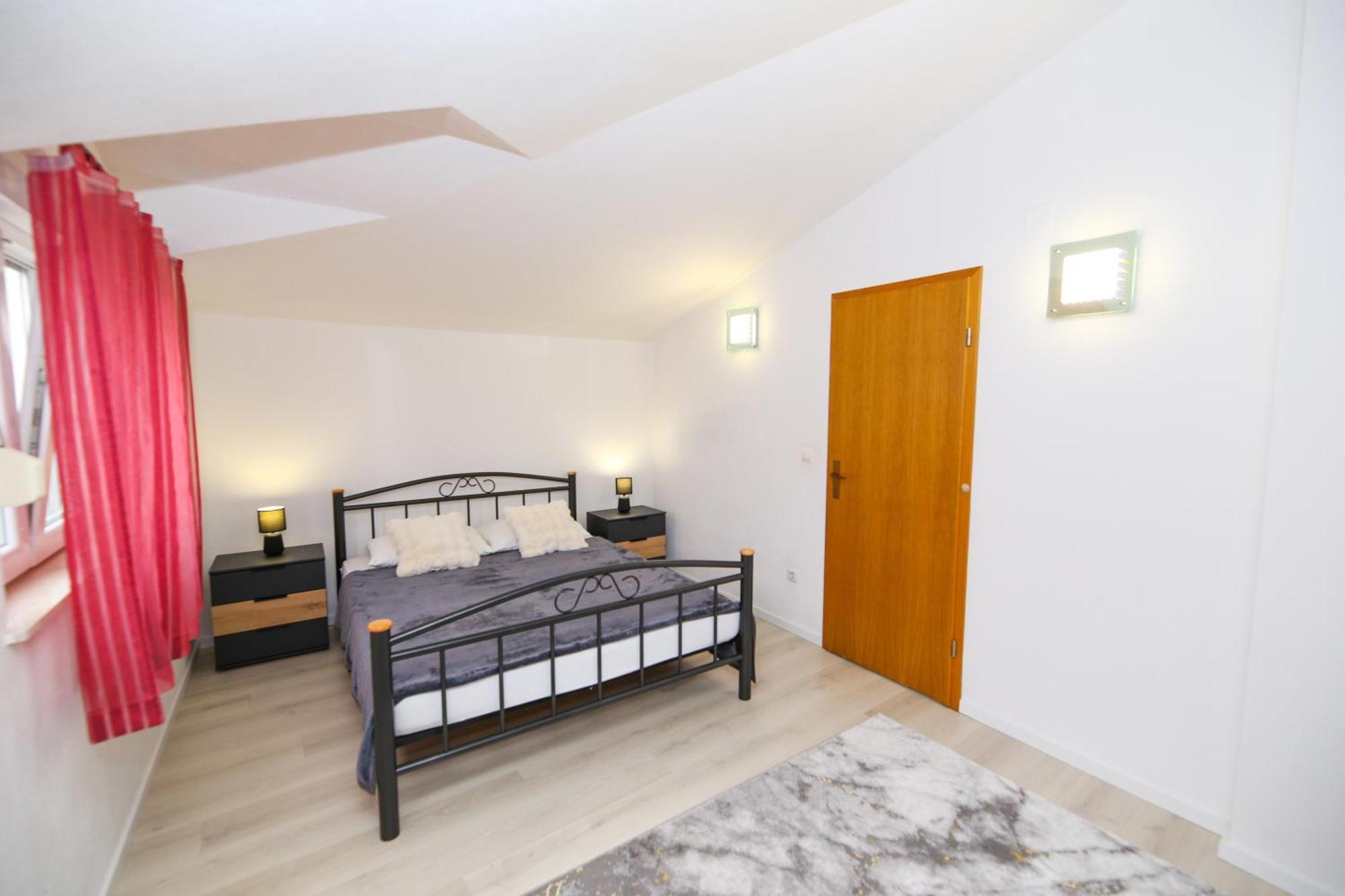 Apartments Vaska Трогир Экстерьер фото