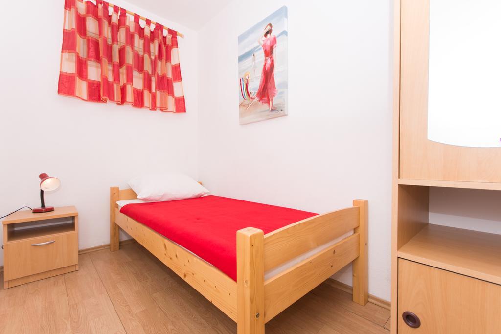 Apartments Vaska Трогир Экстерьер фото