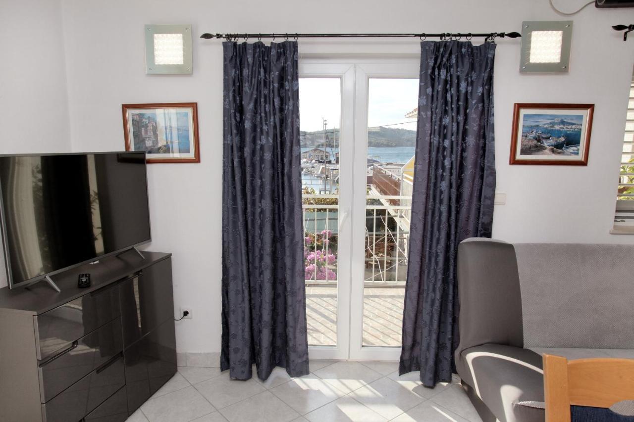 Apartments Vaska Трогир Экстерьер фото