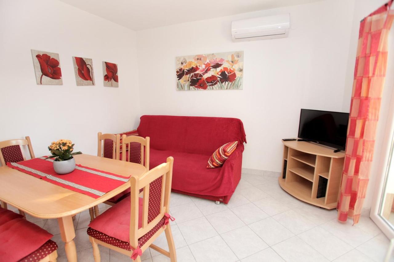 Apartments Vaska Трогир Экстерьер фото