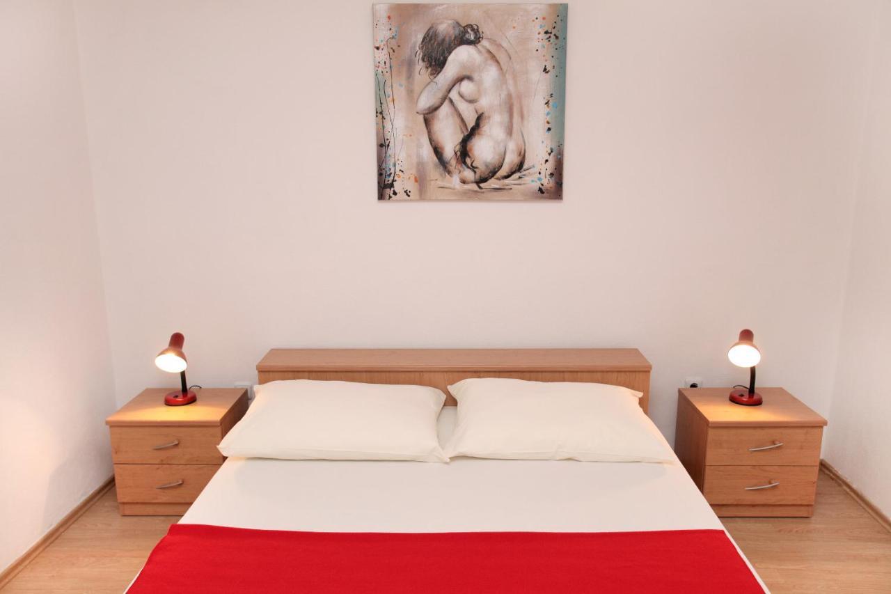 Apartments Vaska Трогир Экстерьер фото