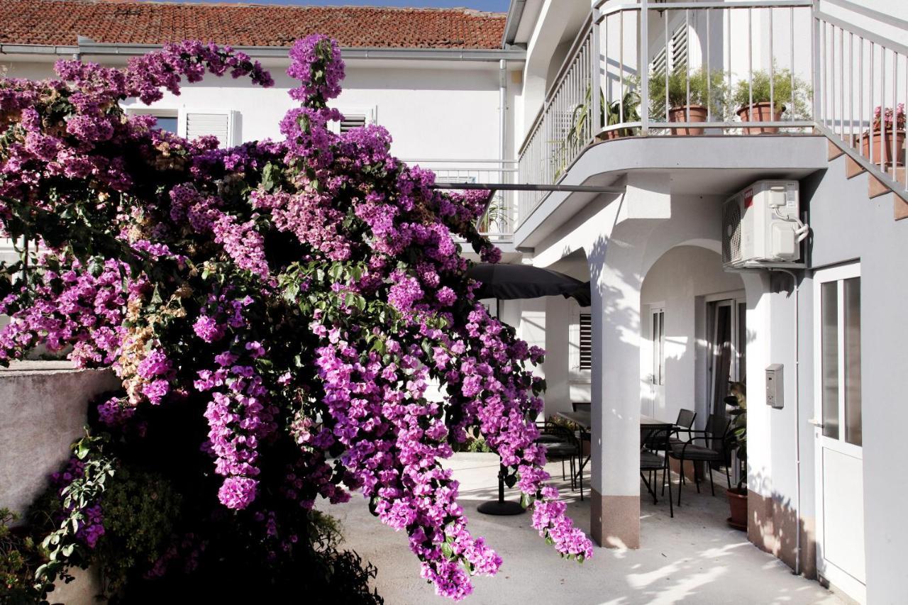 Apartments Vaska Трогир Экстерьер фото
