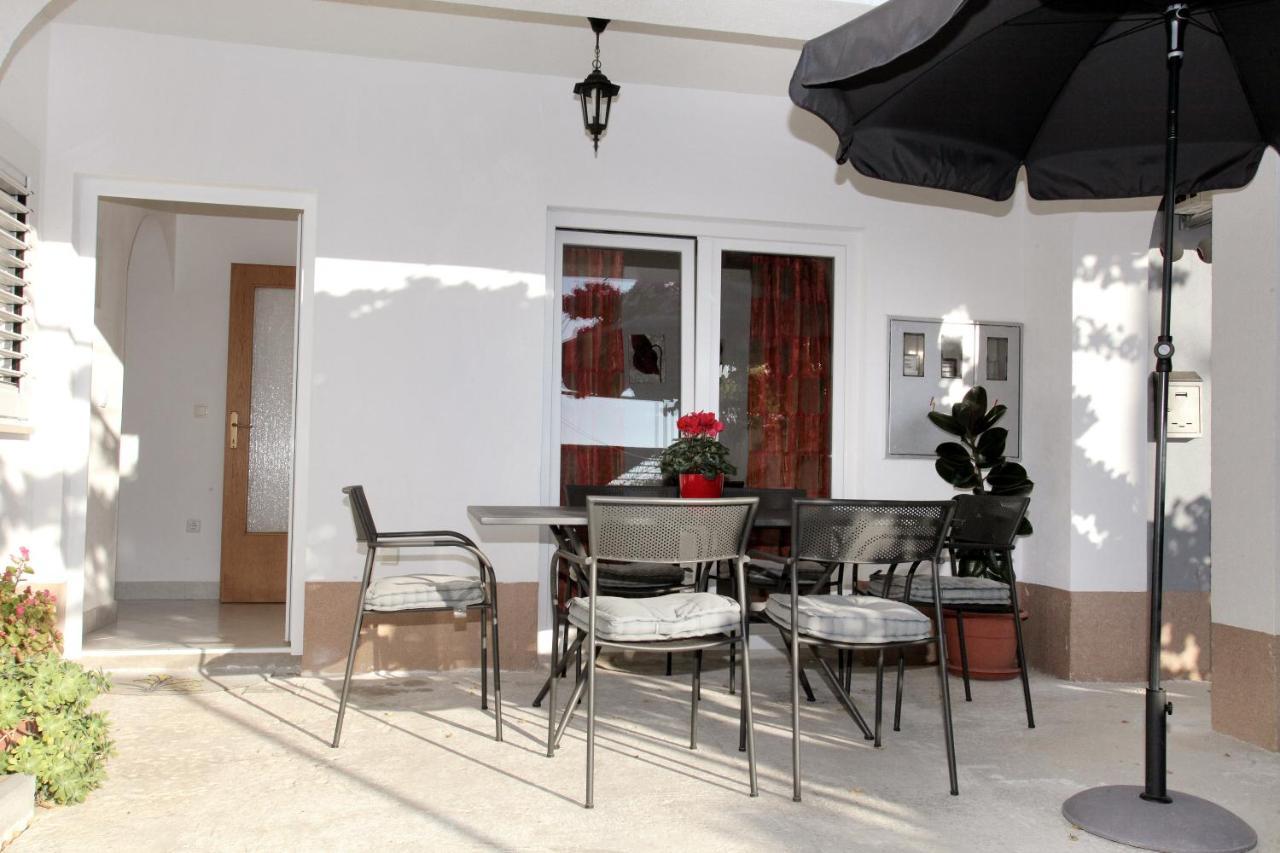 Apartments Vaska Трогир Экстерьер фото